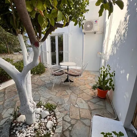 Danaides Studios Batsíon Exterior foto
